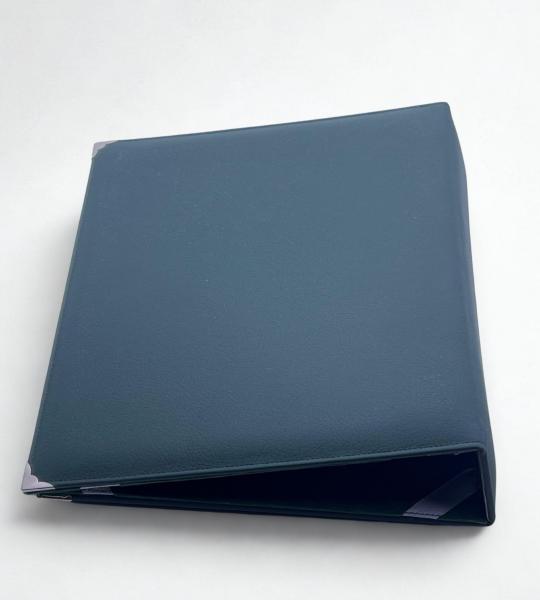 مجلد من الجلد الفاخر